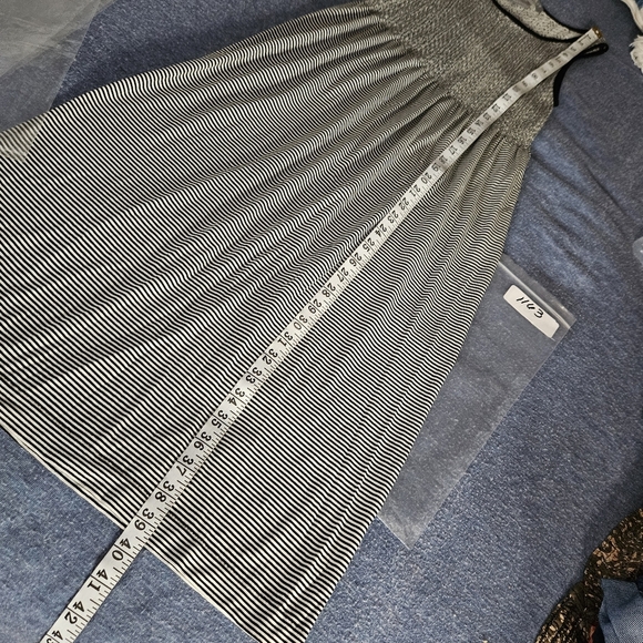 Lark & Grey Pullover Sleeveless Midi Dress Black Stripe Tank Seamless Stretchy - Picture 8 of 8